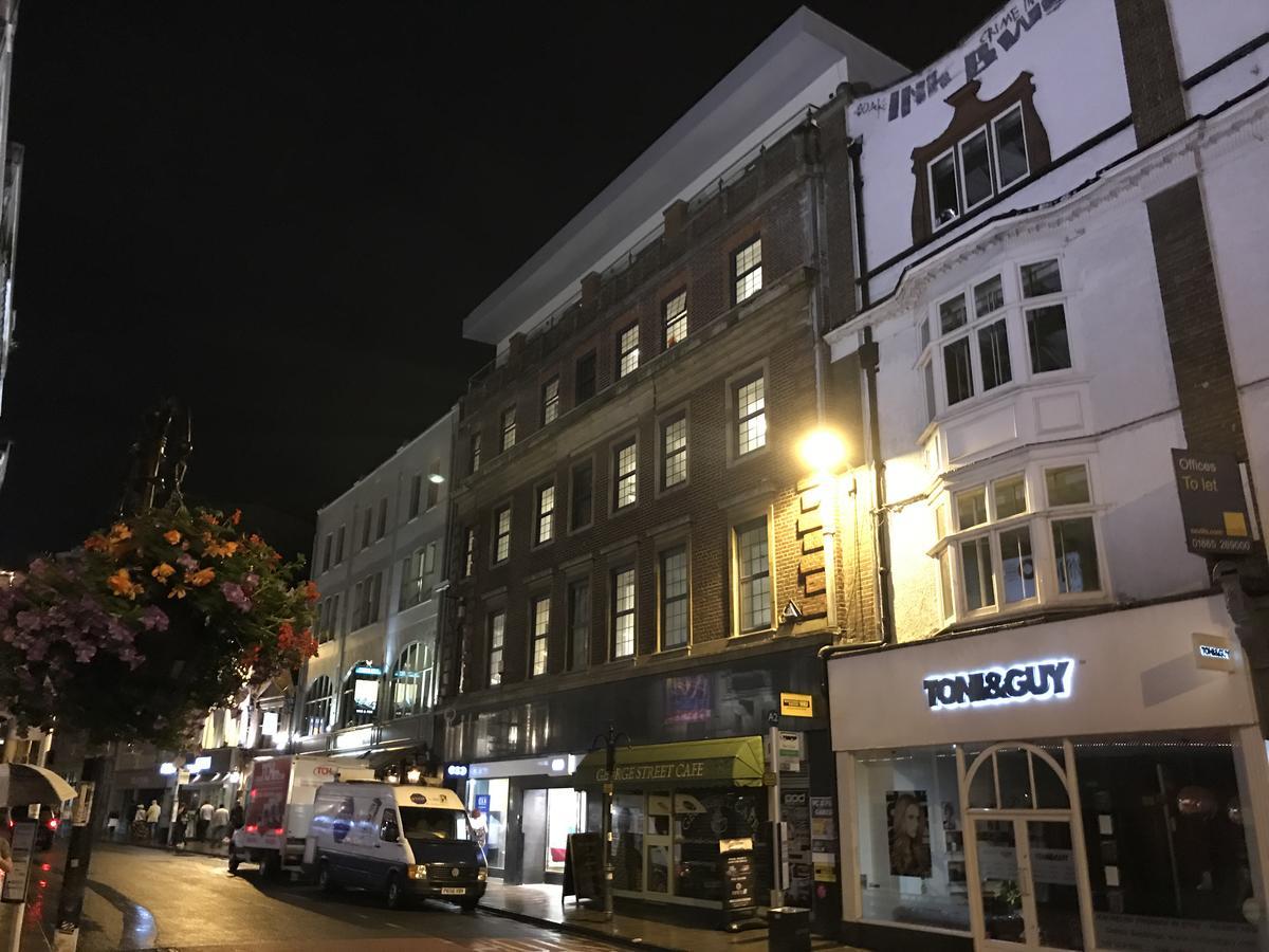 The George Street Hotel Oxford Exterior photo The former hotel at 10–12 St Mary's Street, Cardiff