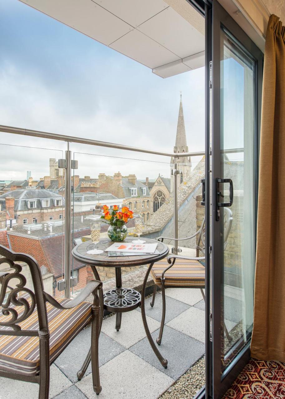 The George Street Hotel Oxford Exterior photo A balcony at the hotel